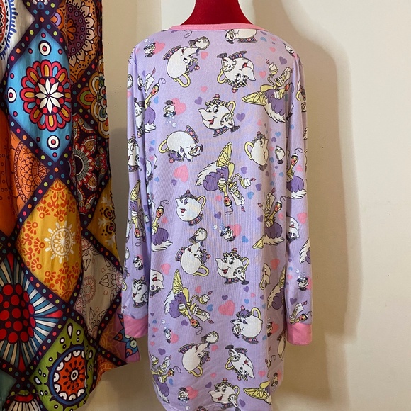 Disney Beauty and the Beast Women's Valentine's Day Sleepshirt - Picture 2 of 4